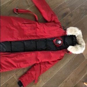COPY - Canada Goose Ellesmere Parka with belt